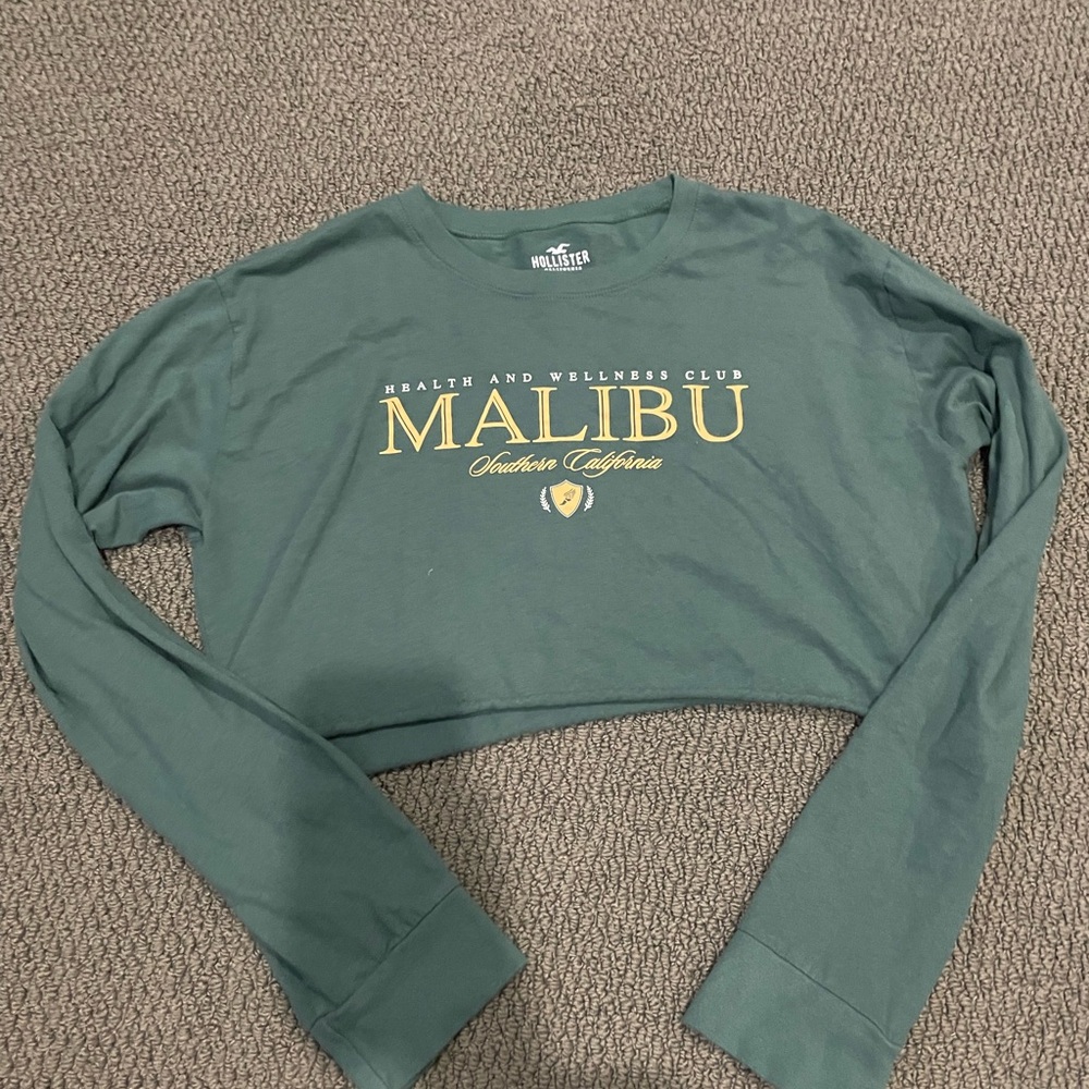 Cropped hollister long sleeve top
